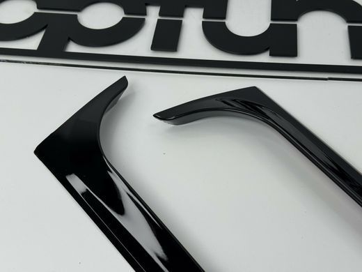 Боковые спойлера на заднее стекло Volkswagen Golf 6 хечбек тюнинг фото