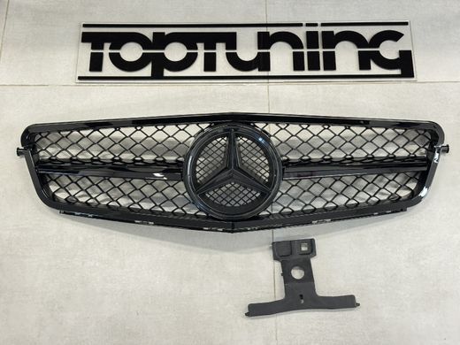 Решітка радіатора Mercedes W204 чорний глянець тюнінг фото