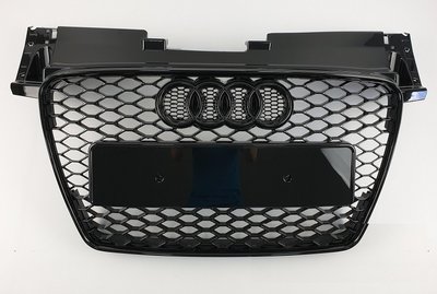 Решетка радиатора Audi TT RS черный глянец (10-14 г.в.) тюнинг фото