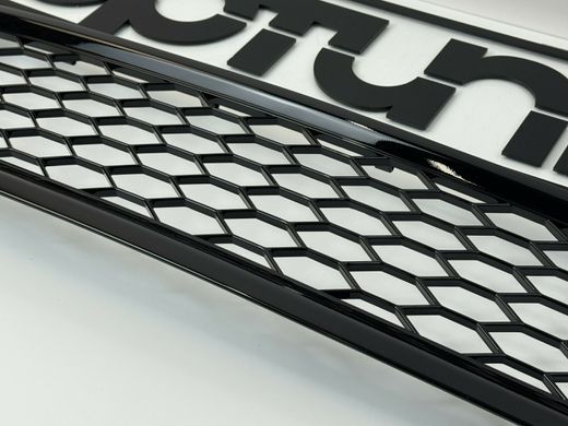 Решетка радиатора AUDI A4 B6 в стиле RS глянцевая - черная тюнинг фото