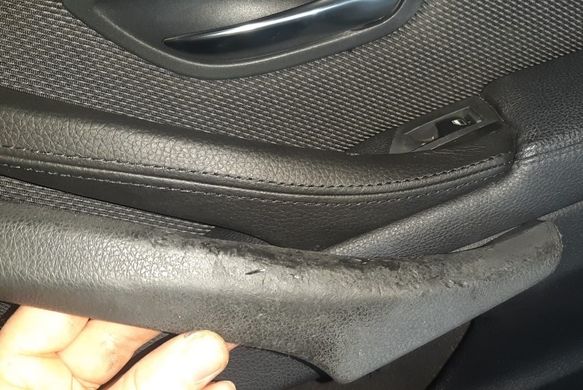 Внутренняя (обшитая) правая ручка дверей BMW F10 / F11 LHD тюнинг фото