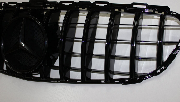 Решітка радіатора на MERCEDES W212 в стилі GT (14-16 р.в.) тюнінг фото