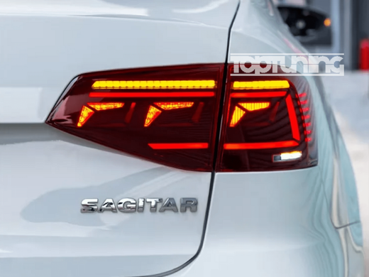 Оптика задняя, фонари с желтым поворотом Volkswagen Jetta 6 (15-18 г.в.)  тюнинг фото