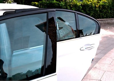 Молдинги дверных стоек Mitsubishi Lancer X тюнинг фото
