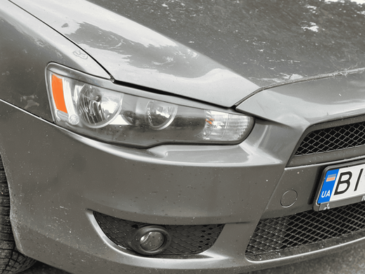 Реснички Mitsubishi Lancer X, накладки фар Лансер 10 тюнинг фото