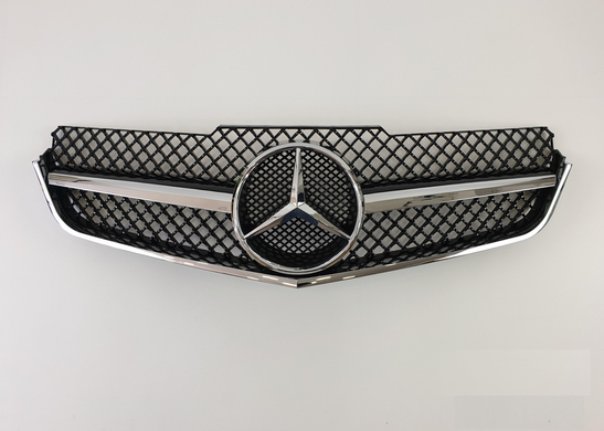 Решітка радіатора Mercedes W207 стиль AMG, чорна + хром (09-13 р.в.) тюнінг фото