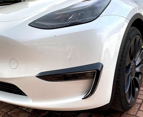 Накладки переднього бампера Tesla Model 3 чорний глянець (17-21 р.в.) тюнінг фото