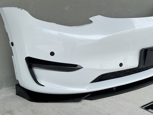 Накладка переднего бампера Tesla Model Y тюнинг фото