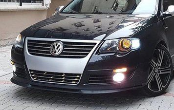 Накладка переднего бампера Volkswagen Passat B6 / Golf R32 тюнинг фото