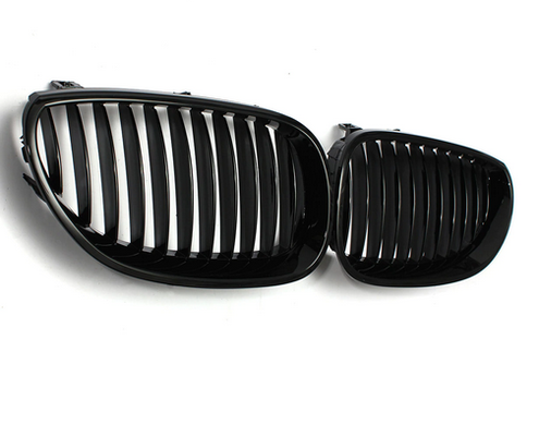 Решетка радиатора, ноздри BMW E60, черный глянец тюнинг фото