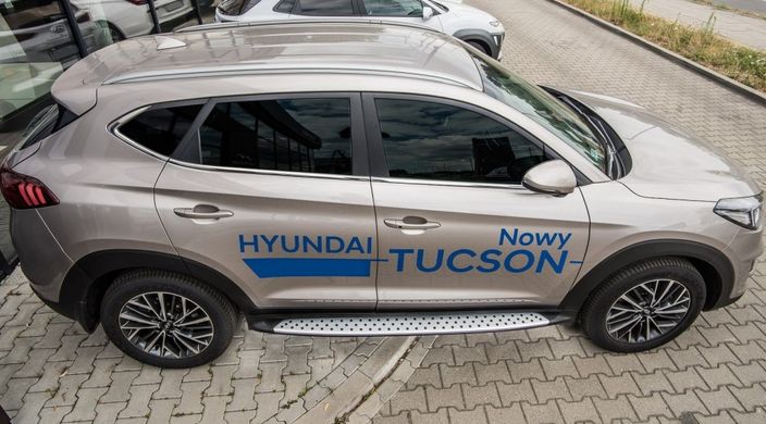 Пороги, подножки боковые Hyundai Tucson 3 (2015-...) тюнинг фото