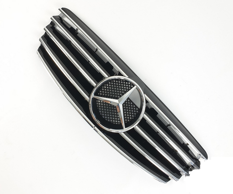 Решітка радіатора Mercedes W211 чорна + хром вставки (02-06 р.в.) тюнінг фото