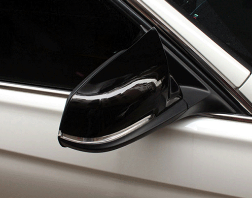 Накладки дзеркал BMW F10 / F11 / F18, чорний глянець (14-16 р.в.) тюнінг фото
