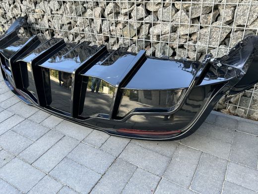 Накладка заднего бампера Tesla Model Y черный глянец (2020-...) (Б/У) тюнинг фото